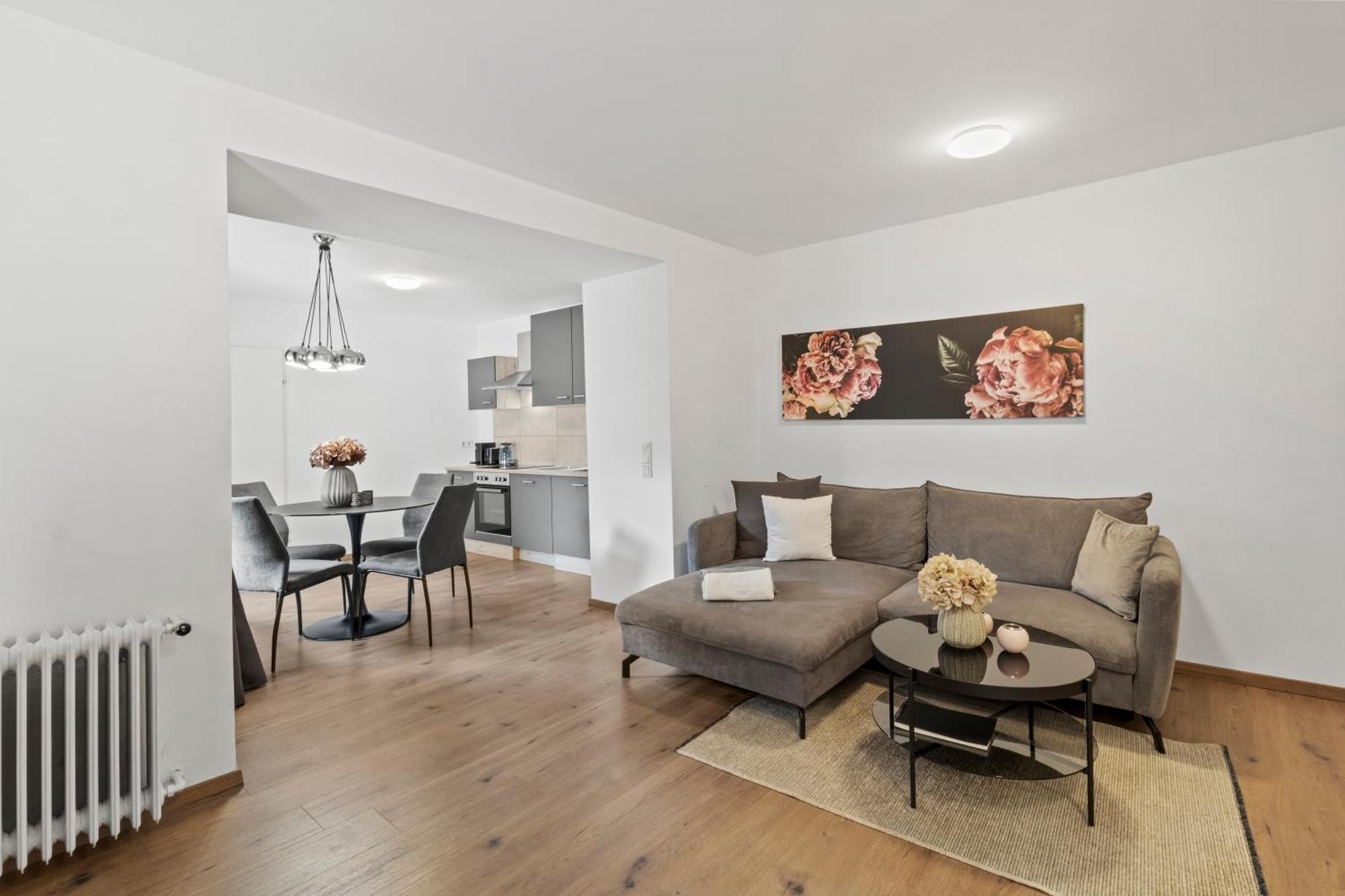 Apartamento Stilvolles Zuhause Mit Terrasse Bruck an der Mur Exterior foto