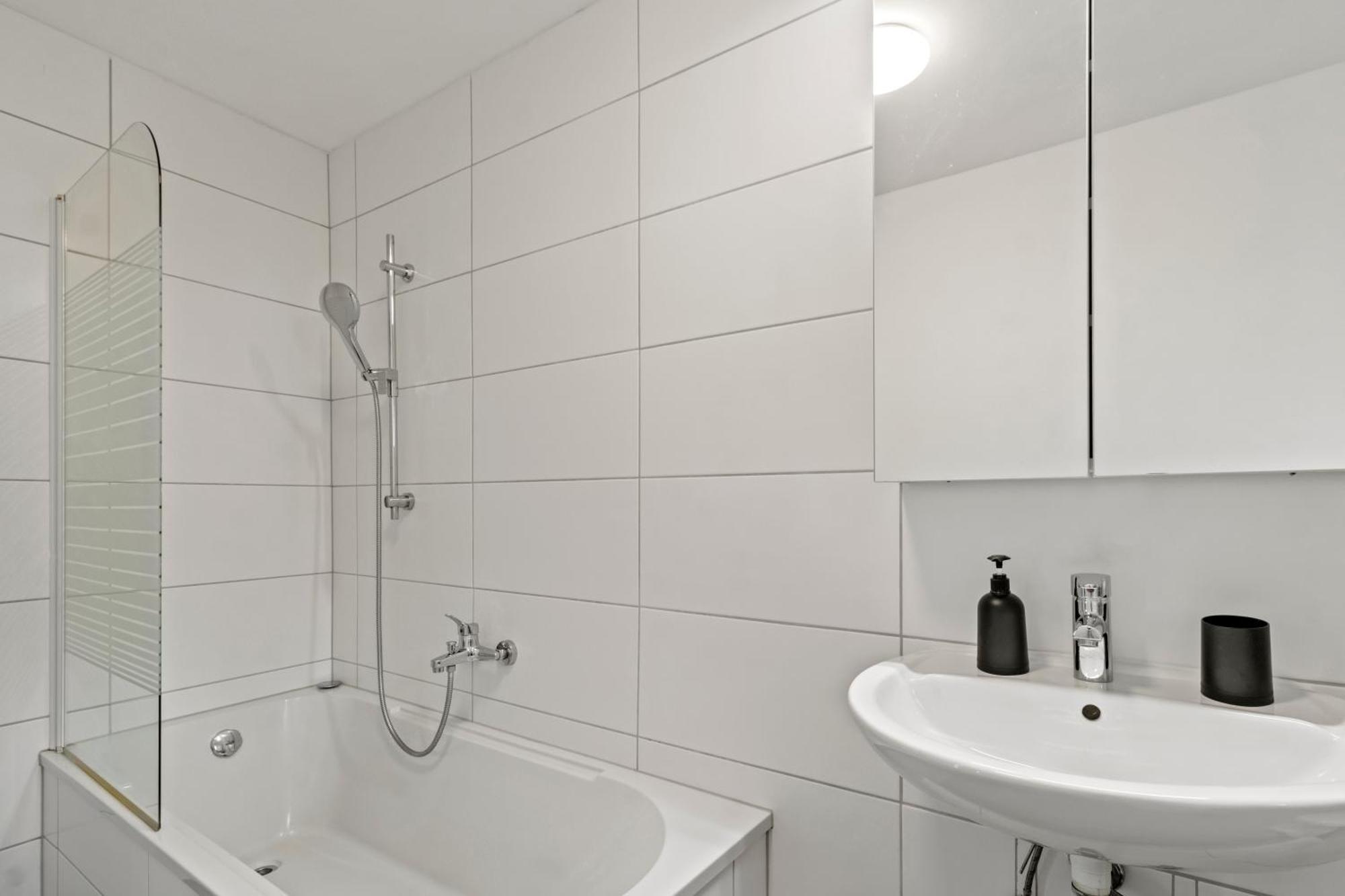 Apartamento Stilvolles Zuhause Mit Terrasse Bruck an der Mur Exterior foto